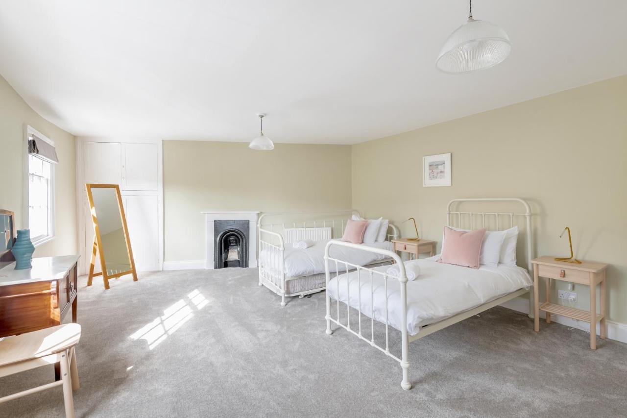 Spacious Maisonette With Parking - 10 Mins Walk From Bath Abbey - 2 Bed & 2 Бат Екстер'єр фото