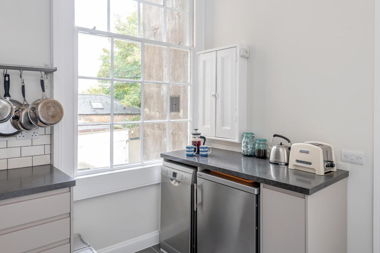 Spacious Maisonette With Parking - 10 Mins Walk From Bath Abbey - 2 Bed & 2 Бат Екстер'єр фото